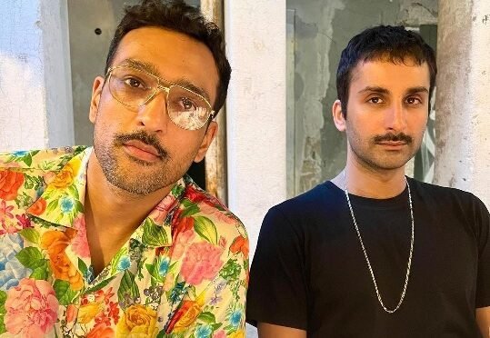 Ali Sethi quashes rumors of getting married: I am not married.