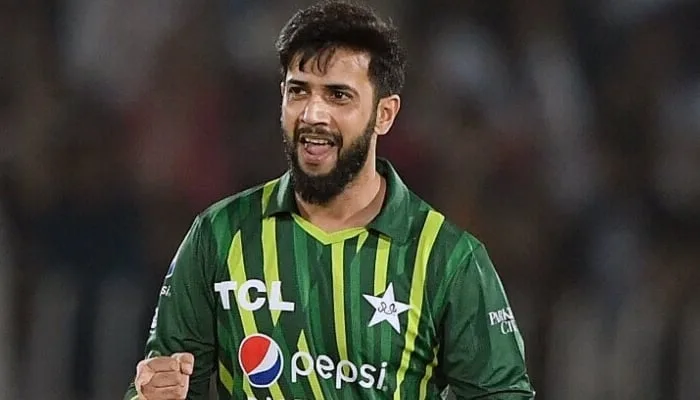 Imad Wasim: Victory Against England Key for T20 World Cup Morale