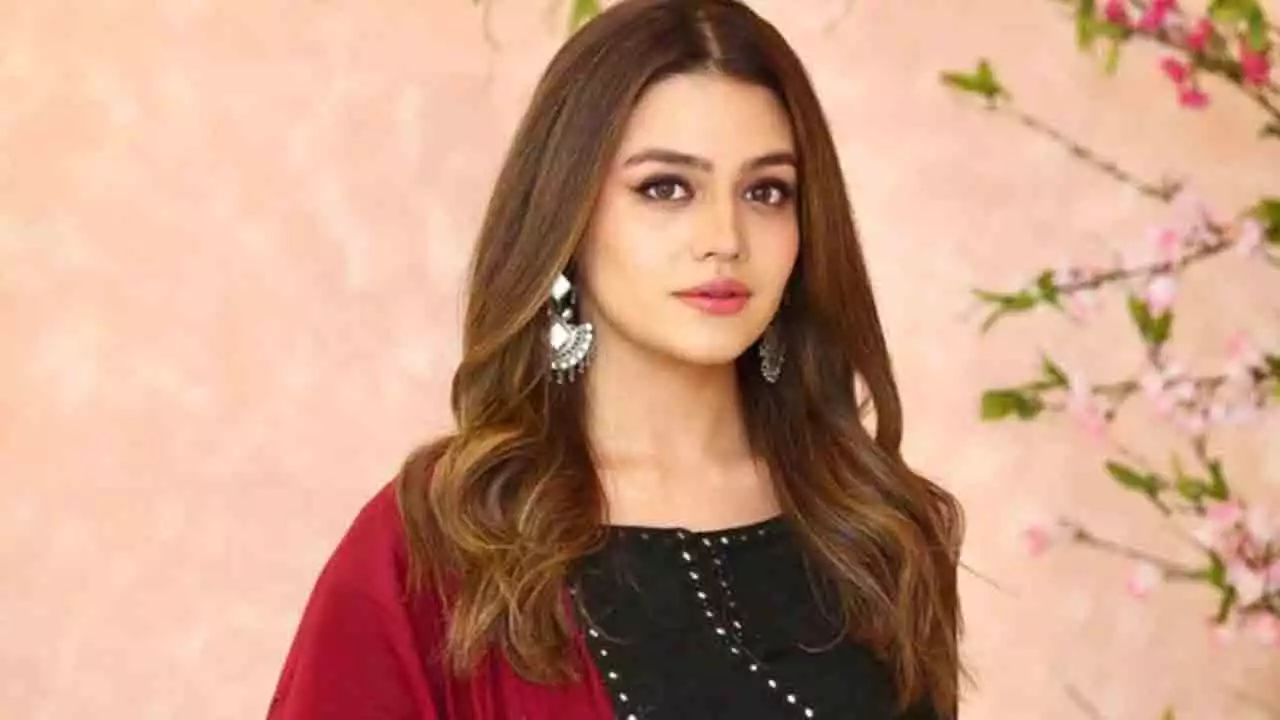 Zara Noor Abbas Reflects on Motherhood and Personal Growth