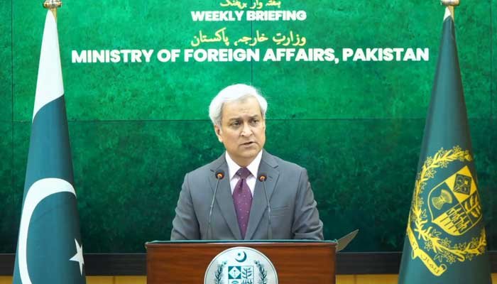 Pakistan Urges Global
