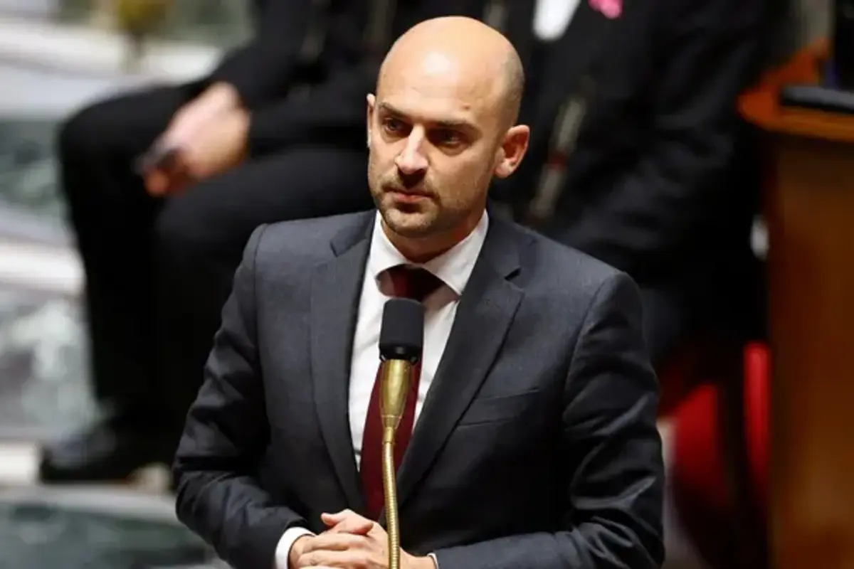France Expels Iranian