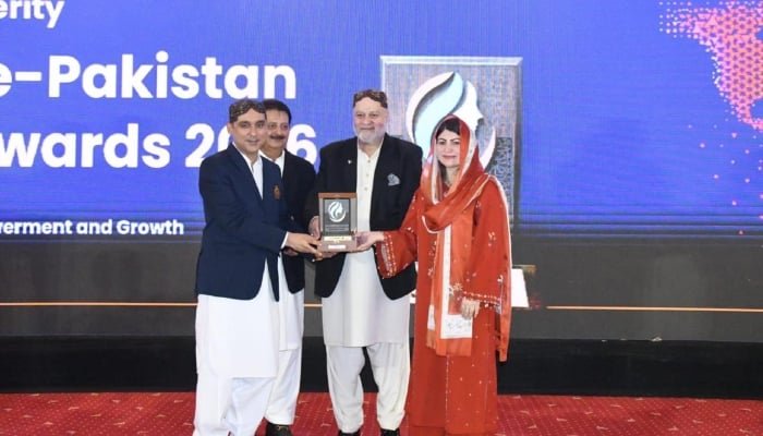 Laila Naz Taj Excellence Award