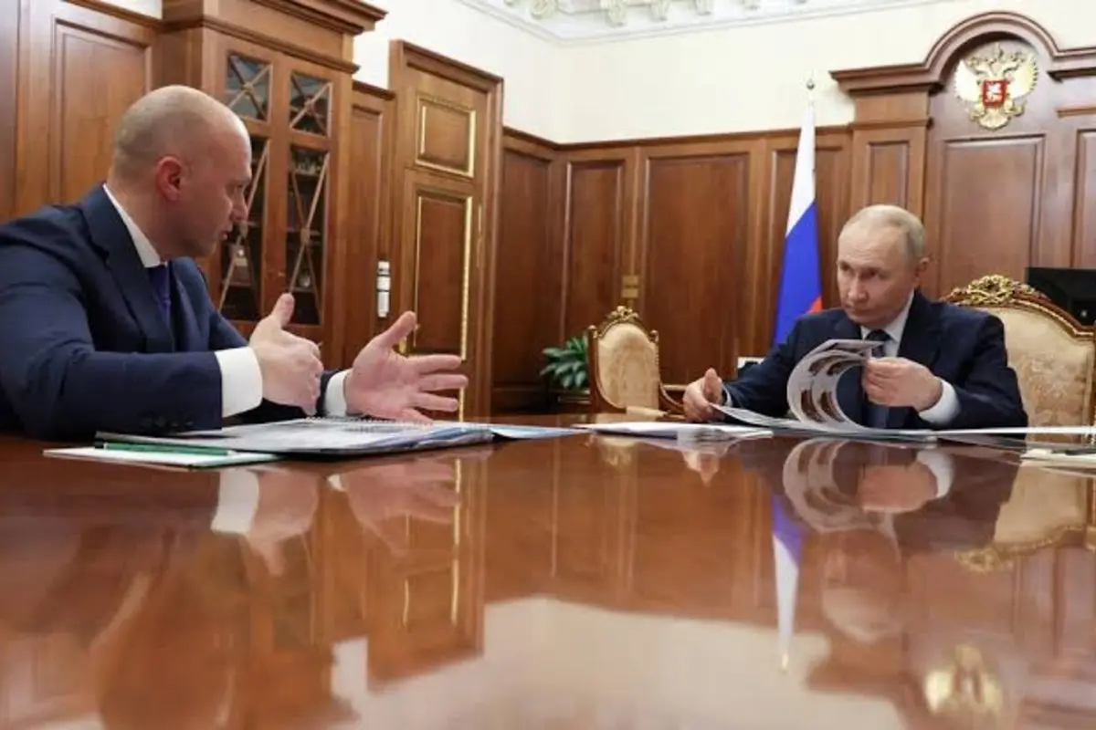 Russia Hungary Diplomatic Row Deepens Over Expulsions
